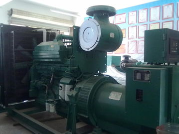 武漢有賣2000gf柴油發(fā)電機組的嗎要配套進口康明 武漢市高科星光機電設(shè)備有限責任公司